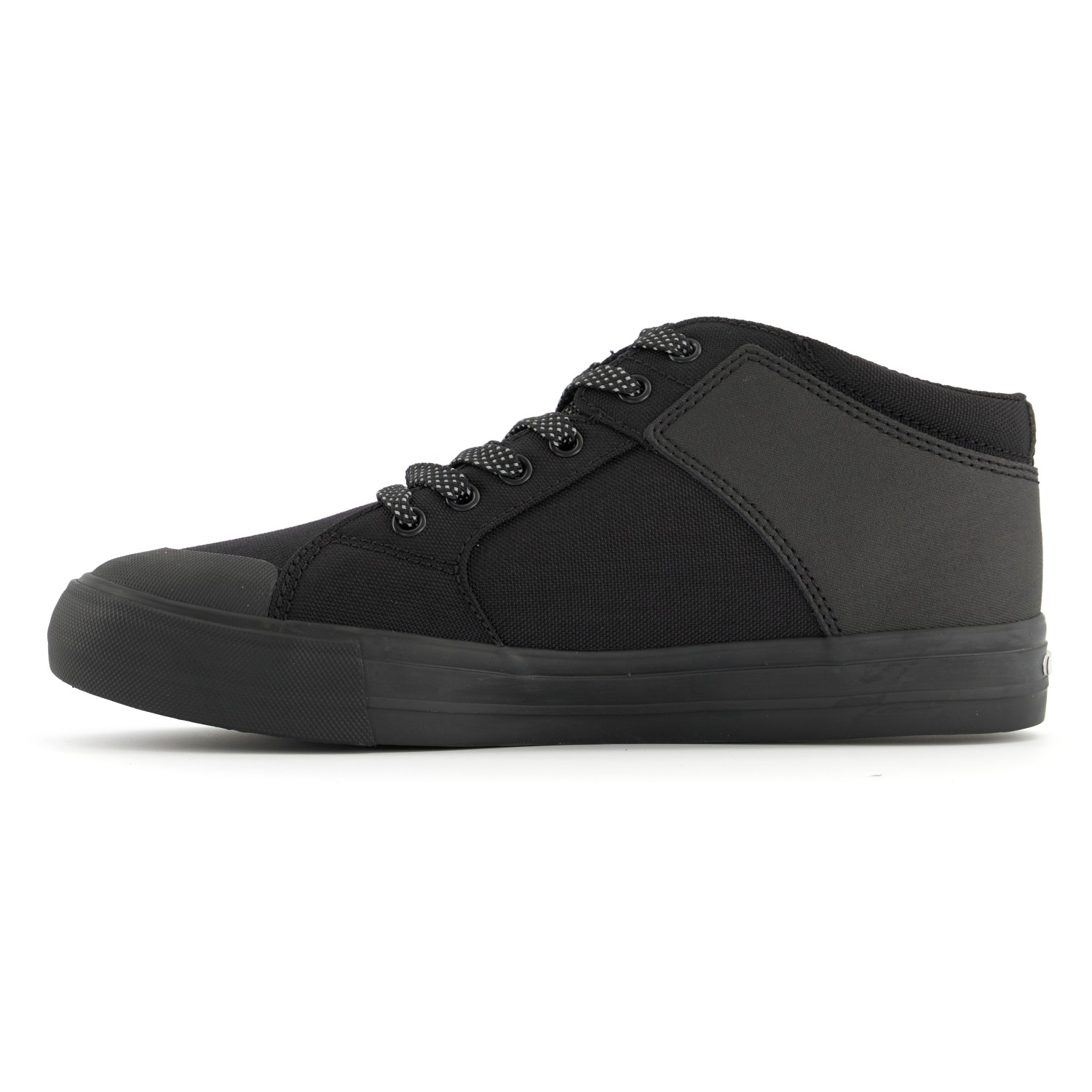 Chrome Southside 3.0 Low Sneaker Black