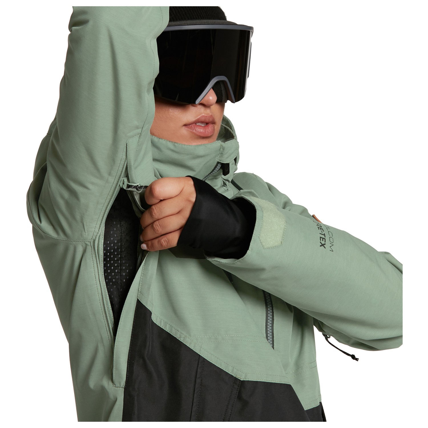 Volcom Fern Insulate Gore Pullover - Ski Jacket Women's | Free UK Delivery | Alpinetrek.co.uk