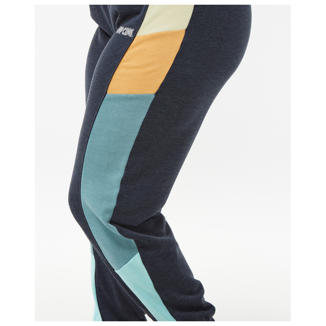 adidas Originals ADIBREAK PANTS - Trainingsbroek - green/groen