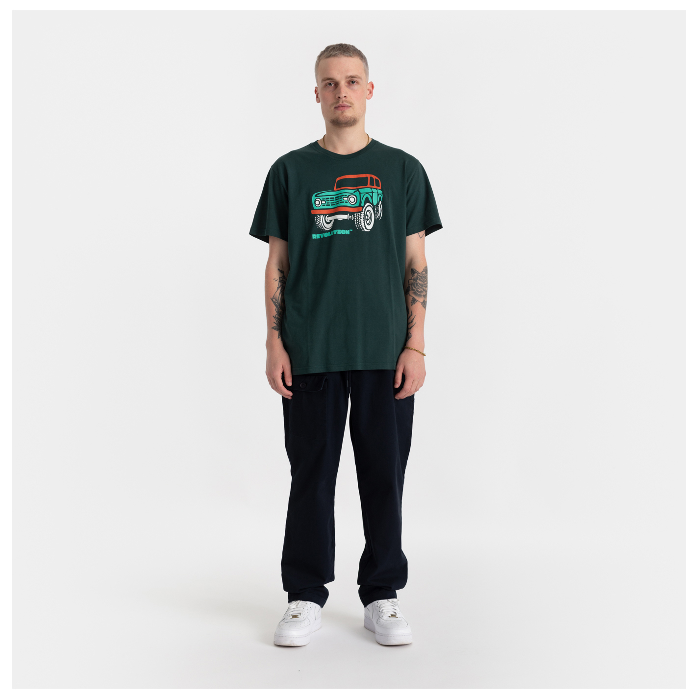 loose mens t shirt