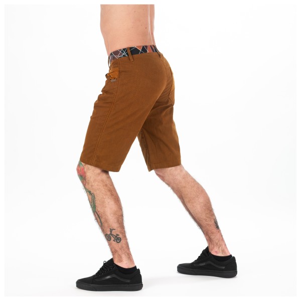 Nograd - Yaniro Short - Shortsit