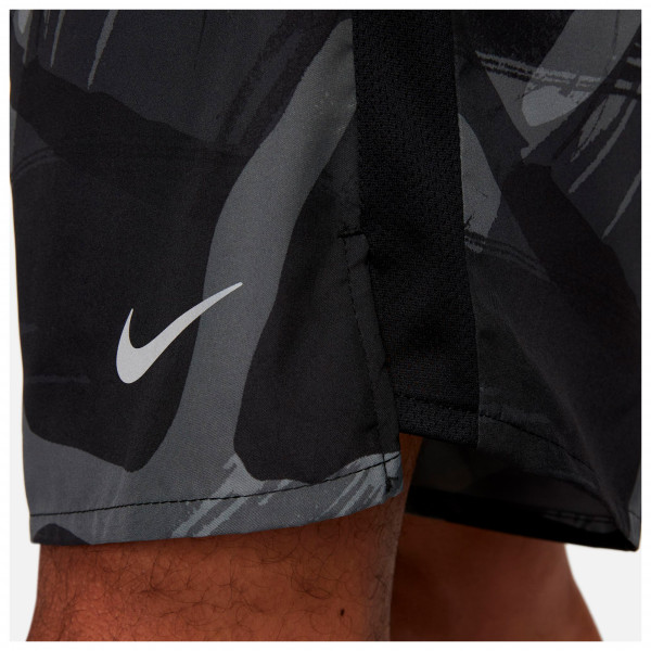 Nike - Dri-FIT Challenger 9'' Shorts - Loopshort