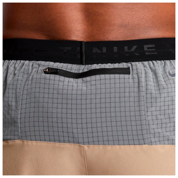 Nike - Dri-FIT 5'' Trail - Pantalones cortos de running