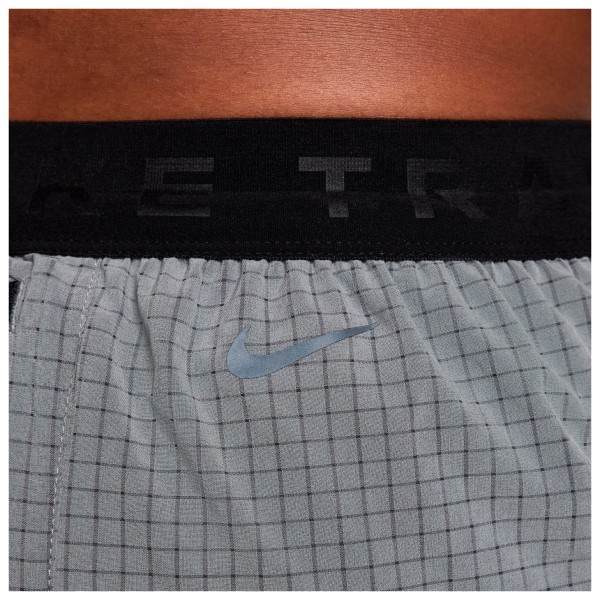 Nike - Dri-FIT 5'' Trail - Pantalones cortos de running
