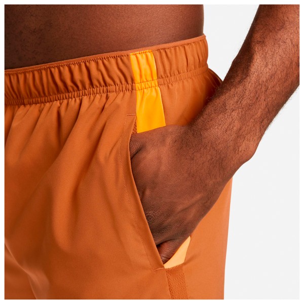 Nike - Dri-FIT Run Division Challenger - Løbeshorts og 3/4-løbetights