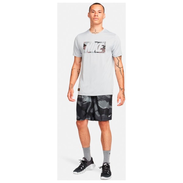 Nike - Form Camo Dri-FIT 9'' Training Shorts - Løbeshorts og 3/4-løbetights