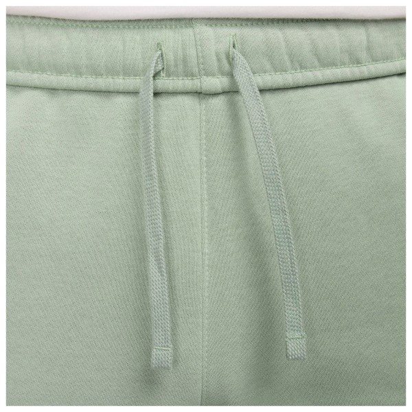Nike - Sportswear Club Cargo - Pantalones cortos