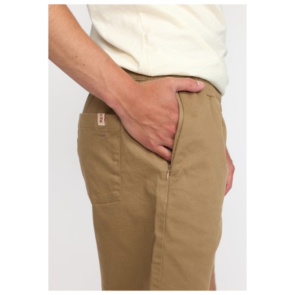 Revolution - Casual Shorts - Shortsit