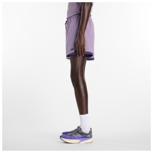 New Balance - Run Essentials Short 5'' - Løbeshorts og 3/4-løbetights