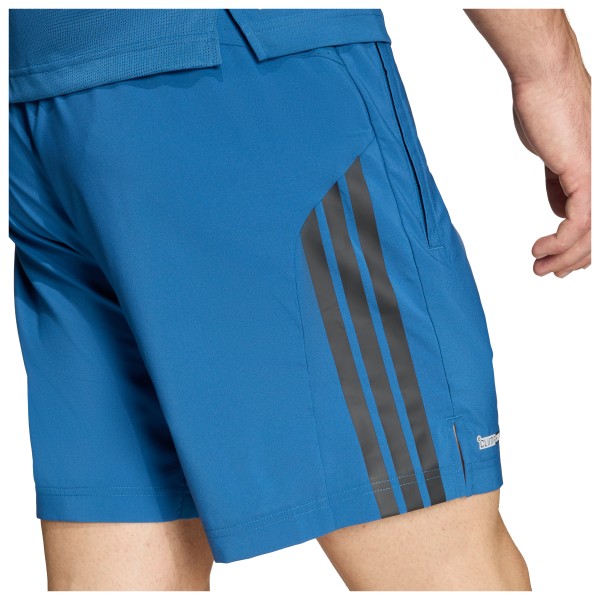 adidas - Tech Essentials 3-Stripes Shorts - Pantalones cortos