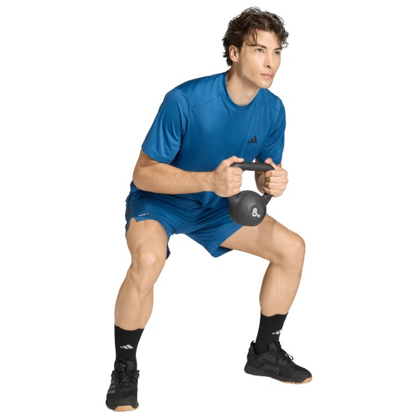 adidas - Tech Essentials 3-Stripes Shorts - Shortsit