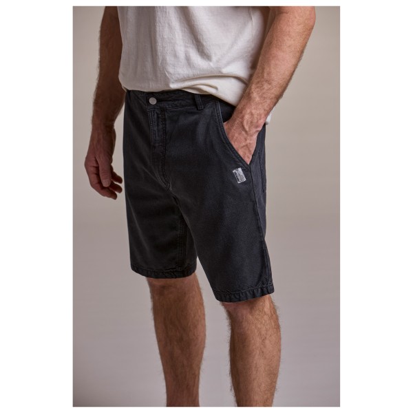 Maloja - LucM. - Short