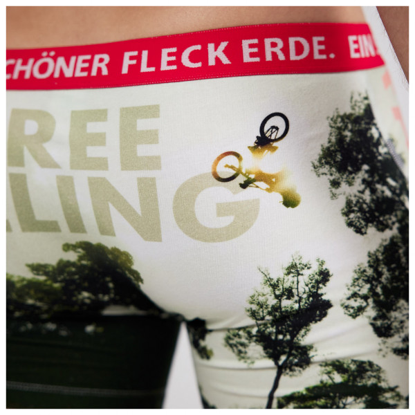 Ein schöner Fleck Erde - Free Falling - Mutande