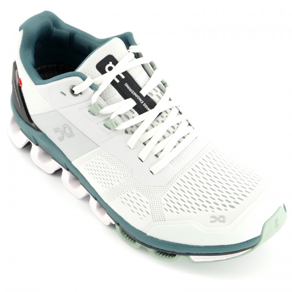 On - Cloudace - Springskor