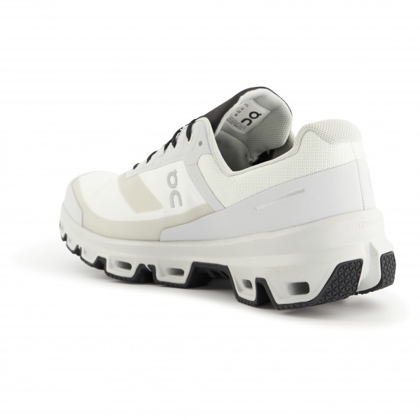 On - Cloudventure Waterproof - Polkujuoksukengät