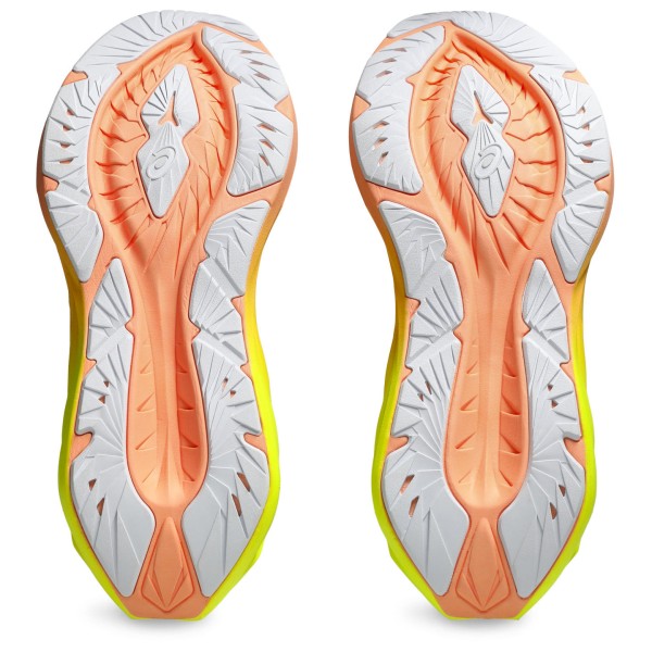 Asics - Novablast 4 Paris - Hardloopschoenen