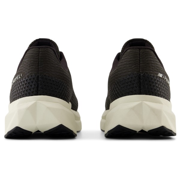 New Balance - FuelCell Propel V5 - Loopschoenen