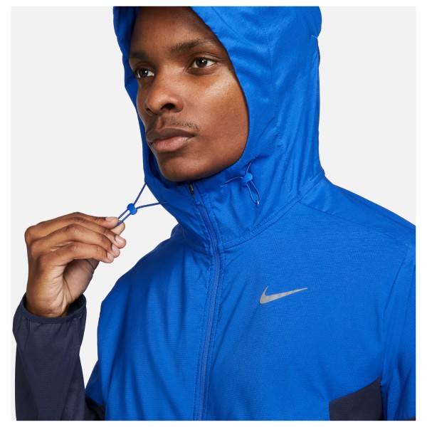 Nike - Impossibly Light Windrunner Jacket - Loopjas