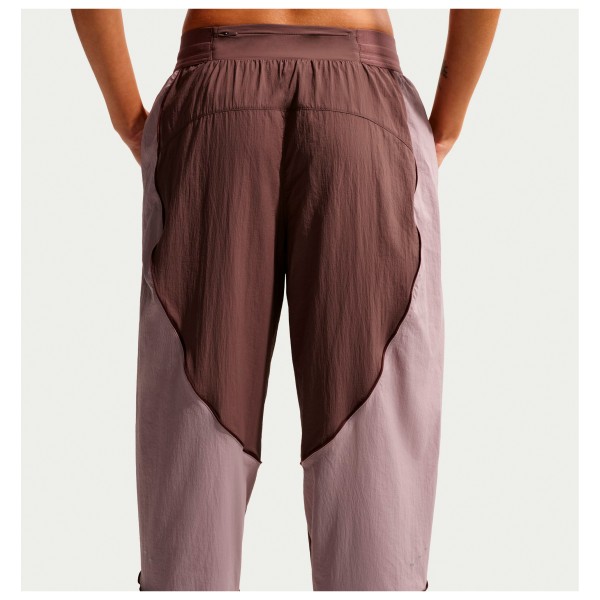 Nike - Women's Swift UV Repel Pant - Tracksuit trousers