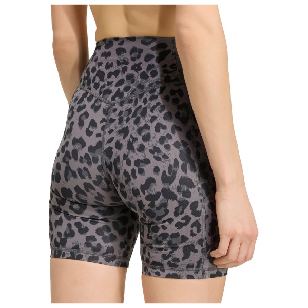adidas - Women's Optimé Essentials Workout Leopard Short - Leggingsit