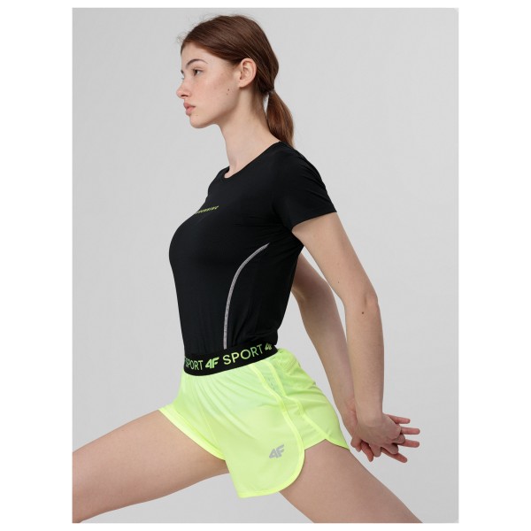 4F Functional Shorts with Back Pocket Laufshorts Damen online kaufen