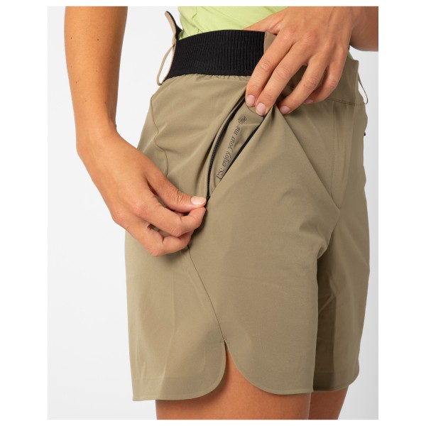 LaMunt - Women's Evi Trek Shorts - Pantaloncini