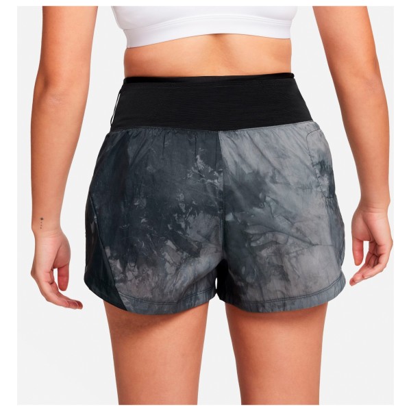 Nike - Women's Trail Repel Mid-Rise Shorts - Loopshort