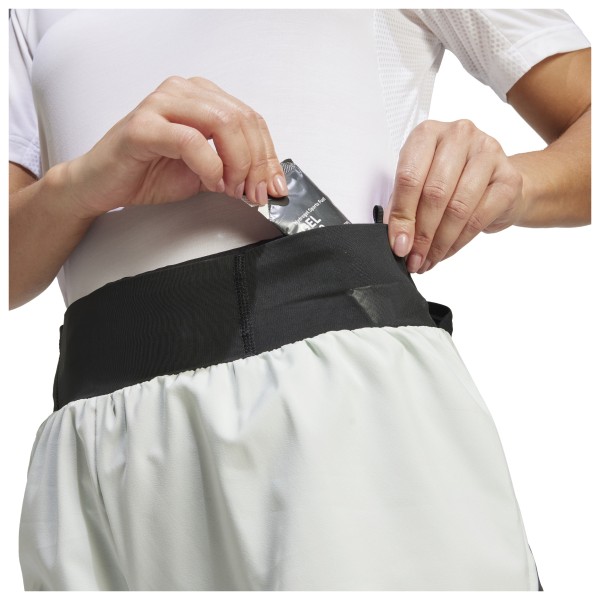 adidas Terrex - Women's Xploric Shorts - Loopshort