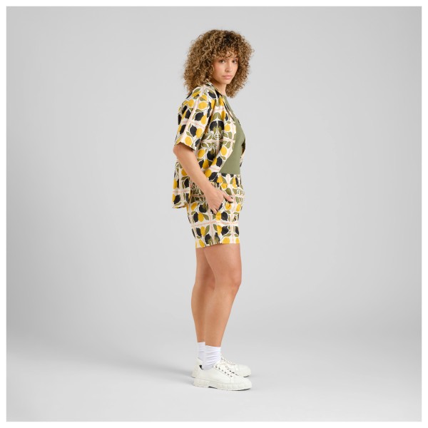 DEDICATED - Women's Shorts Aspudden Lemon Tiles - Pantalones cortos