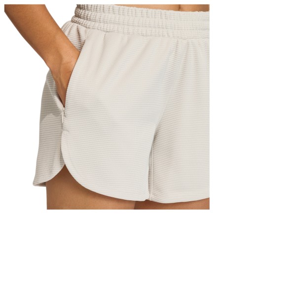 adidas - Women's Waffle Pacer - Pantaloncini