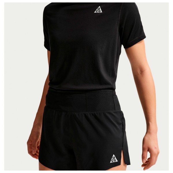 Nike - Women's ACG Trail Dri-Fit MRBF 4'' Shorts AOP - Running shorts