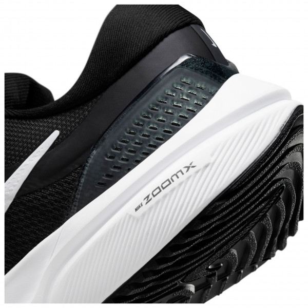 Nike - Women's Air Zoom Vomero 16 Road - Running shoes