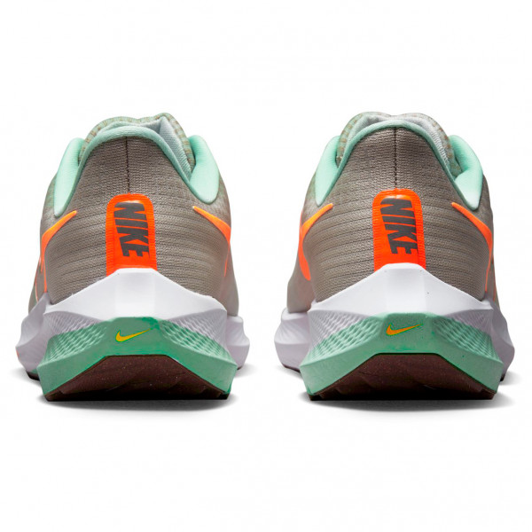 Nike - Women's Air Zoom Pegasus 39 Premium - Running-sko