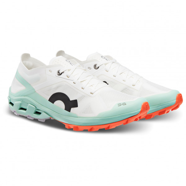 On - Women's Cloudventure Peak 3 Undyed - Trailrunningsko