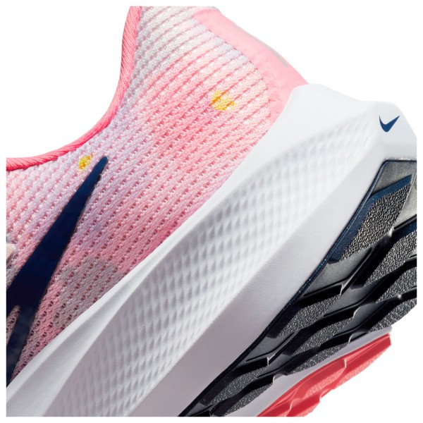 Nike - Women's Air Zoom Pegasus 40 Premium - Loopschoenen