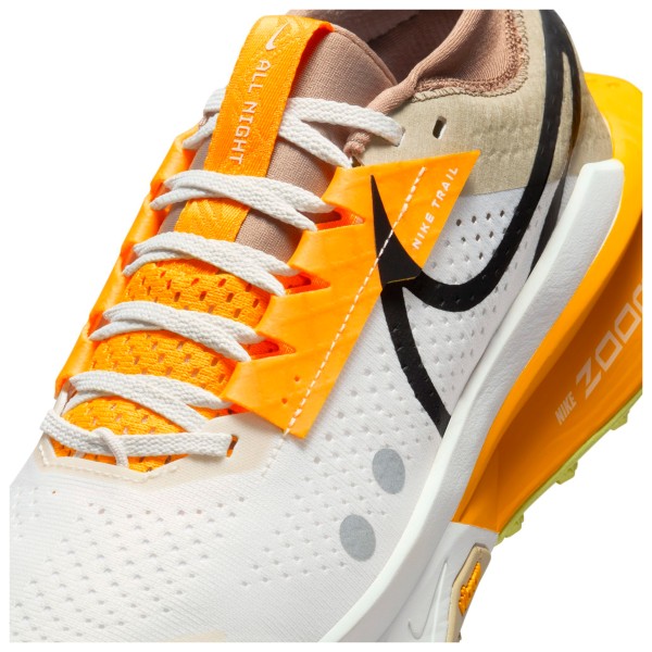 Nike - Women's Zegama Trail 2 Trail Running Shoes - Trailschoenen
