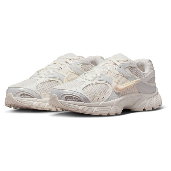Nike - Women's V5 RNR - Baskets
