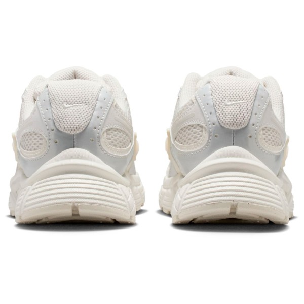 Nike - Women's V5 RNR - Sneaker