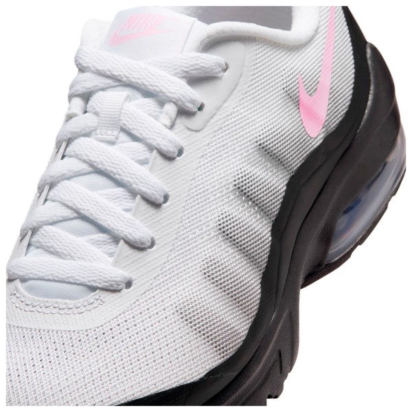 Nike - Women's Air Max Invigor - Sneakers