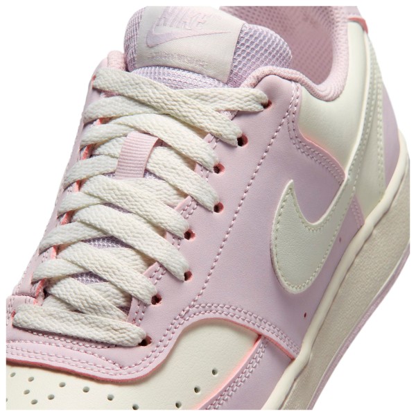 Nike - Women's Court Vision Lo P Nubuck - Sneakers