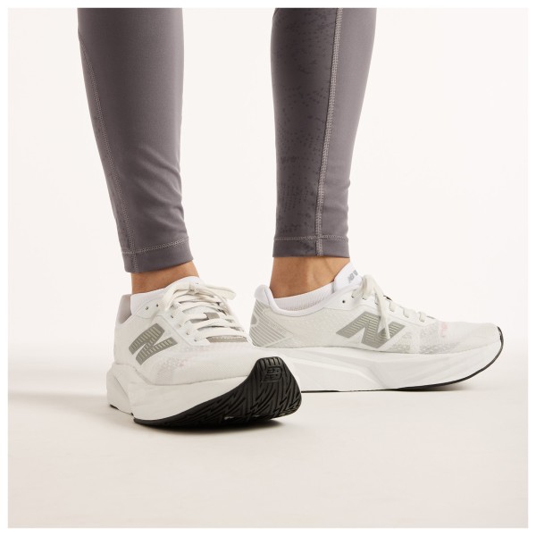 New Balance - Women's Reflective RC Heat Legging 27 - Looplegging