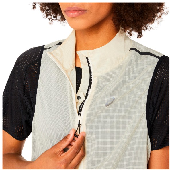 Asics - Women's Metarun Packable Gilet - Løbejakke