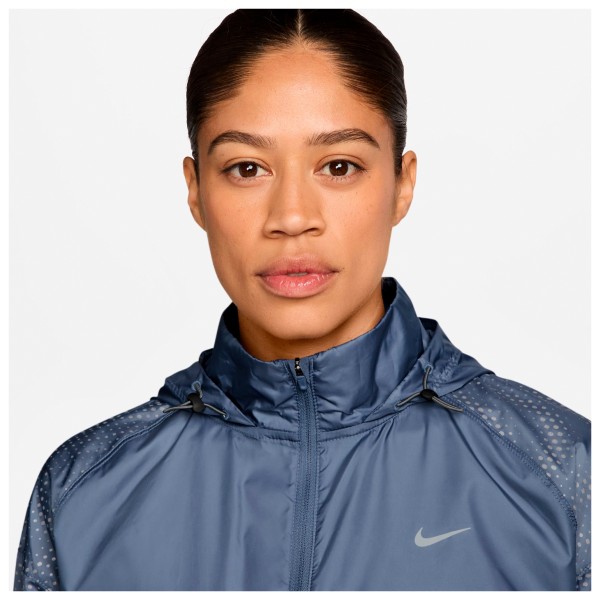 Nike - Women's Tempo Flash Repel Running Jacket - Loopjas