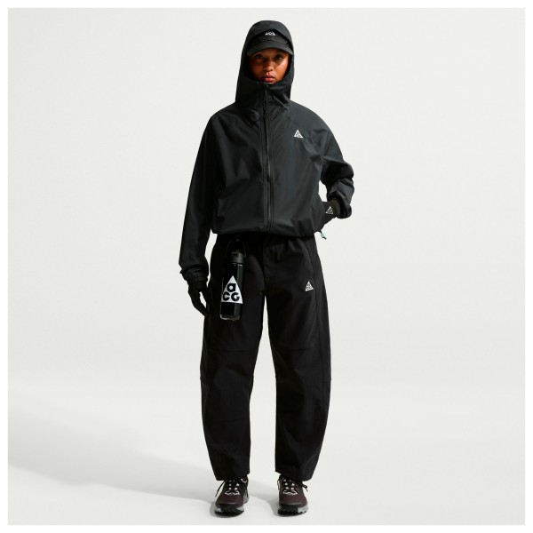Nike - Women's ACG Special Field ADV Phantazma Jacket - Løbejakke