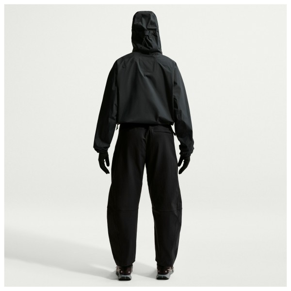 Nike - Women's ACG Special Field ADV Phantazma Jacket - Løbejakke
