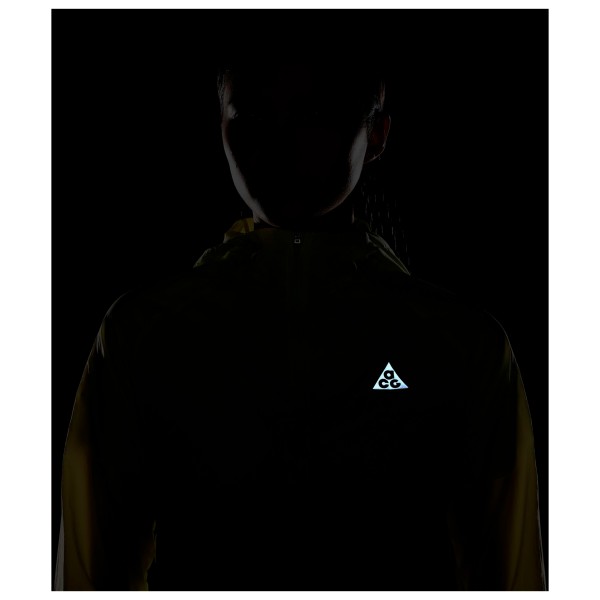 Nike - Women's ACG Trail Repel Jacket - Løbejakke