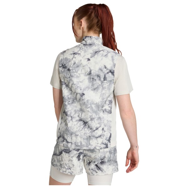 adidas - Women's Own The Run Spray Dye Vest - Loopvest