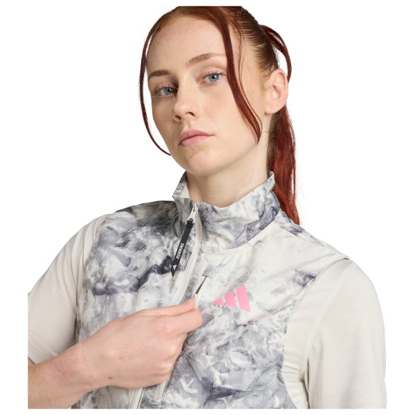 adidas - Women's Own The Run Spray Dye Vest - Loopvest