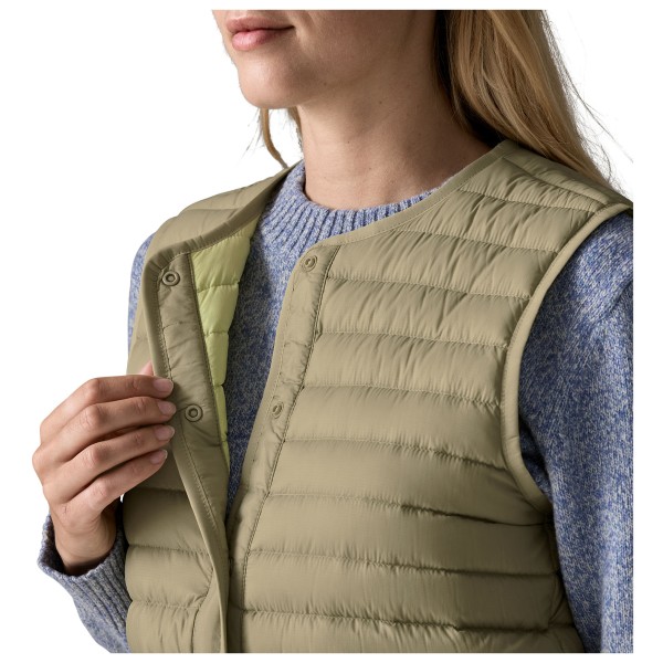 Patagonia - Women's Lightweight Reversible Down Sweater Vest - Dunvest