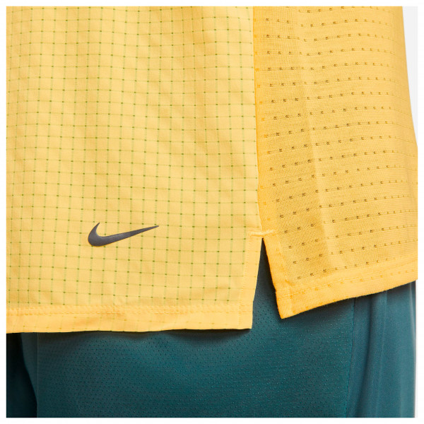 Nike - Dri-FIT Trail Solar Chase - Løbeshirt